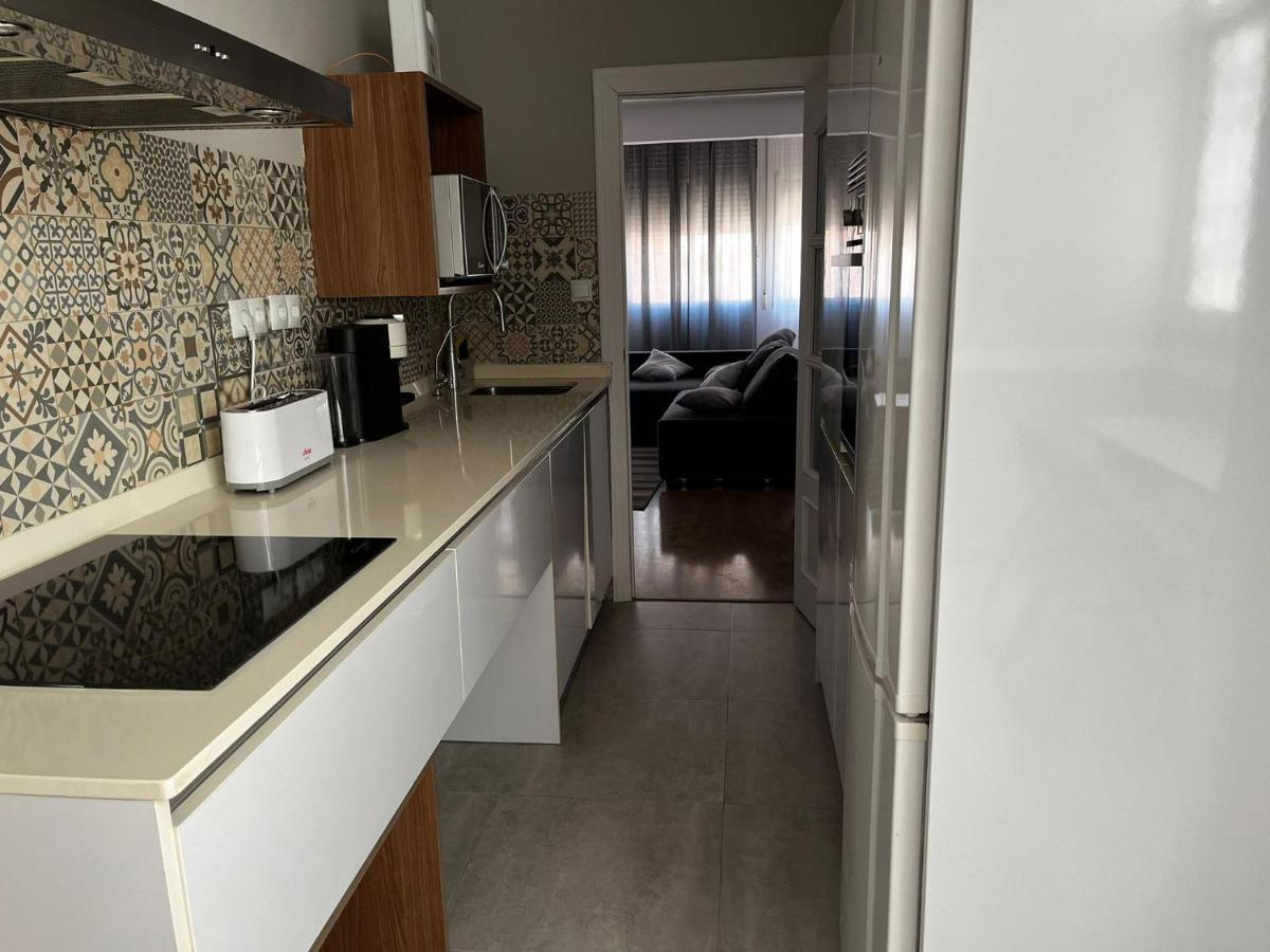 Estupendo Apartamento En Estacion-Centro, Wifi, Agua Por Osmosis Cartagena Eksteriør billede