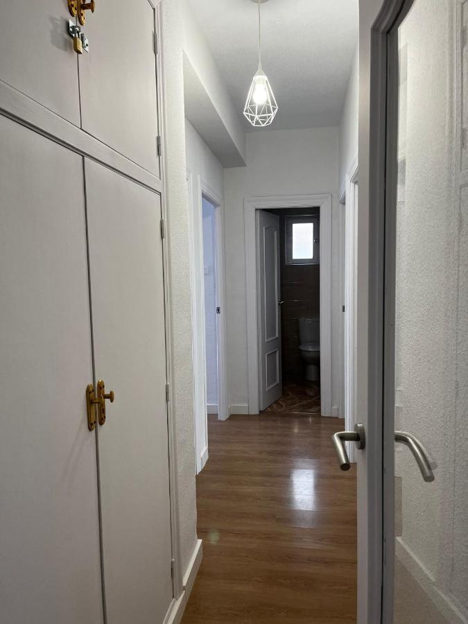 Estupendo Apartamento En Estacion-Centro, Wifi, Agua Por Osmosis Cartagena Eksteriør billede