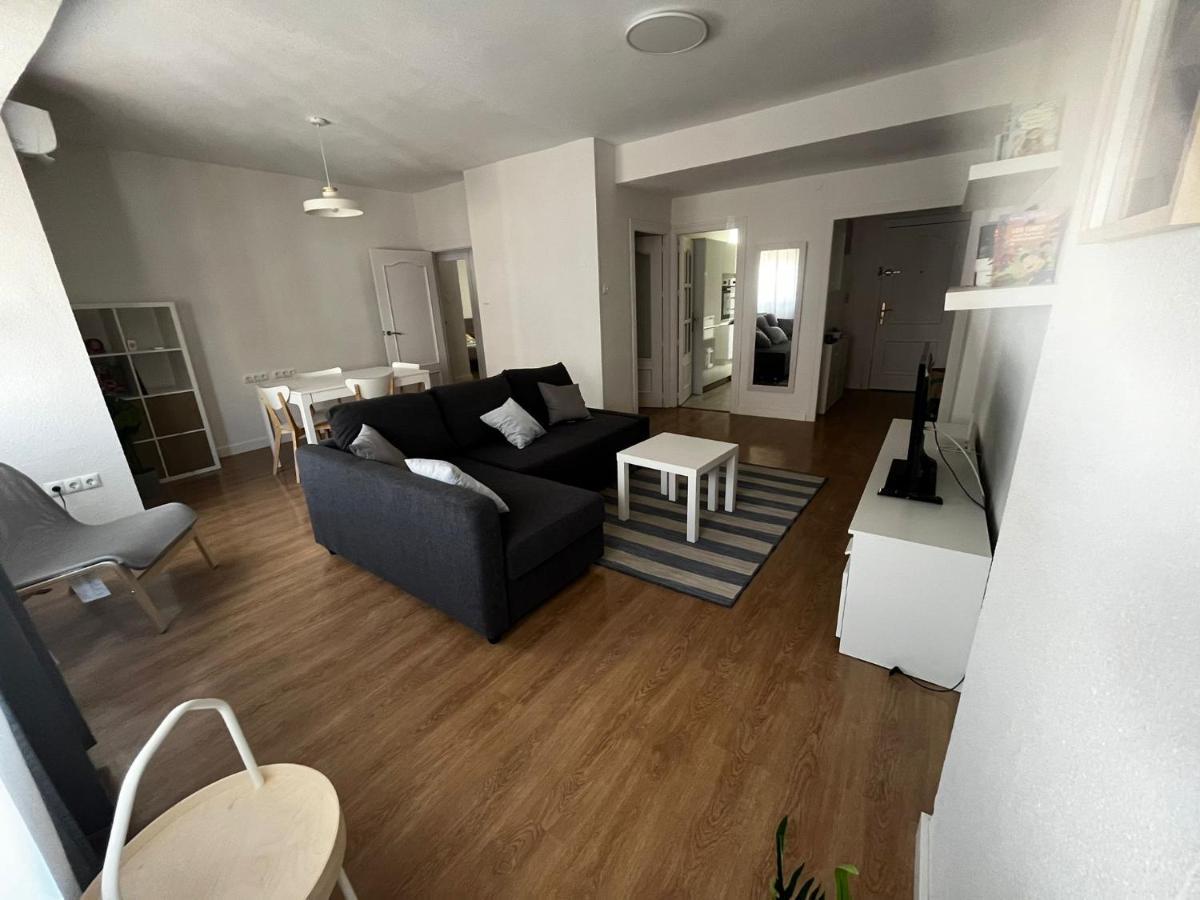 Estupendo Apartamento En Estacion-Centro, Wifi, Agua Por Osmosis Cartagena Eksteriør billede